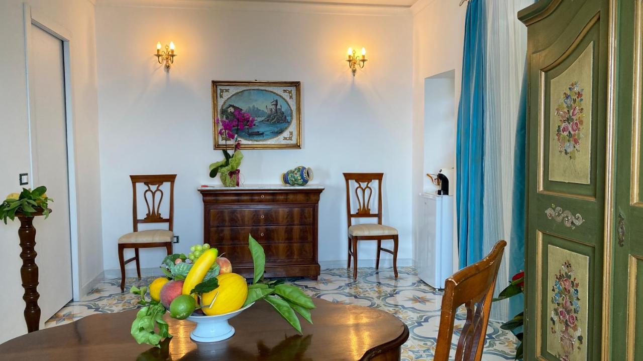 Villa Don Mimi Guarnaschelli La Dependace Taormina Exterior photo