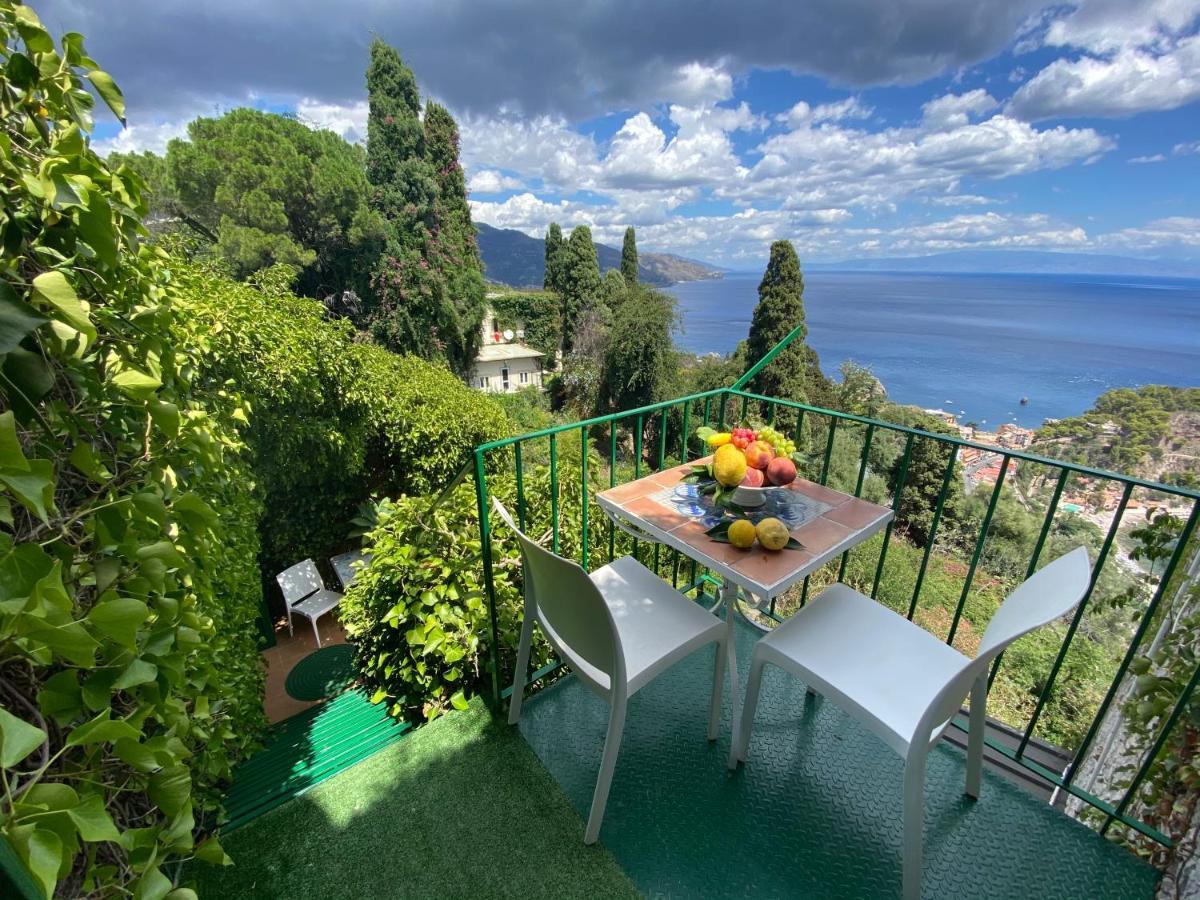 Villa Don Mimi Guarnaschelli La Dependace Taormina Exterior photo
