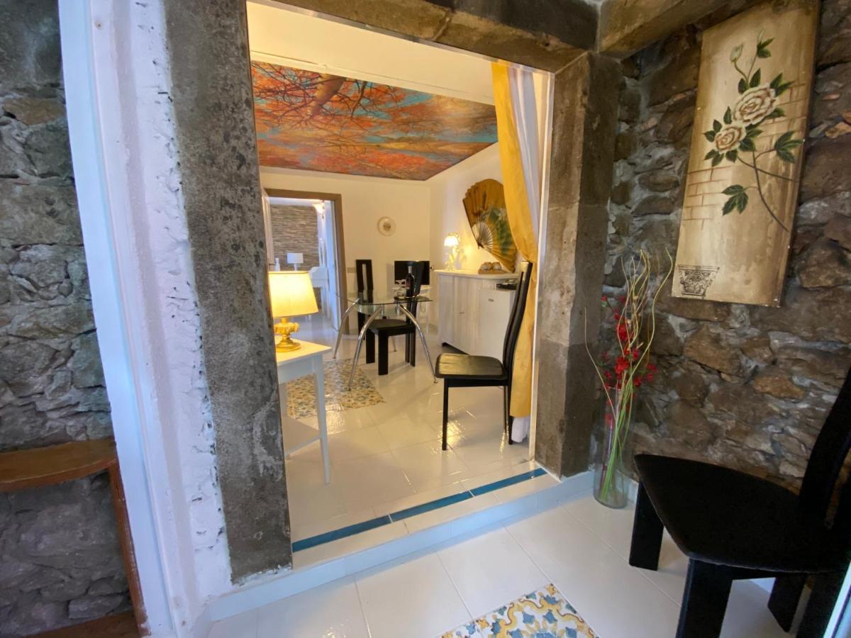 Villa Don Mimi Guarnaschelli La Dependace Taormina Exterior photo