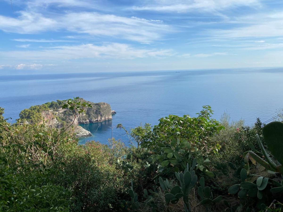 Villa Don Mimi Guarnaschelli La Dependace Taormina Exterior photo